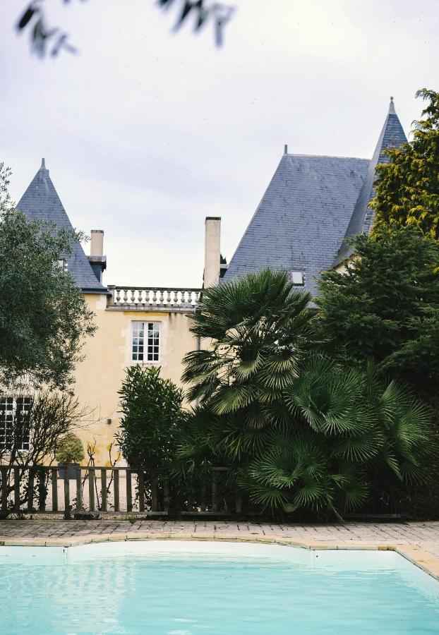 Chateau De La Vallade Saint-Porchaire Exterior photo